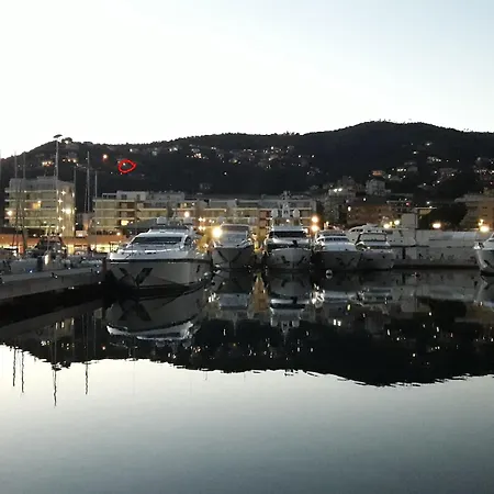 Dom wakacyjny La Finestra Sul Blu Varazze