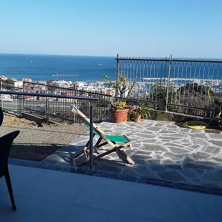 Dom wakacyjny La Finestra Sul Blu Varazze
