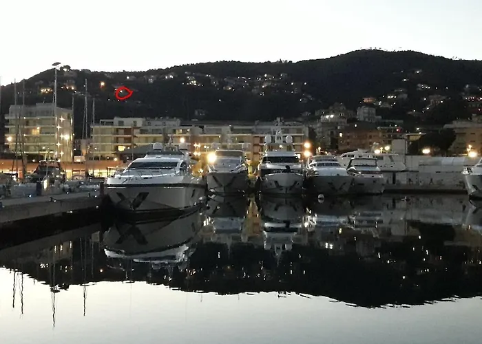 Дом отдыха La Finestra Sul Blu Варацце