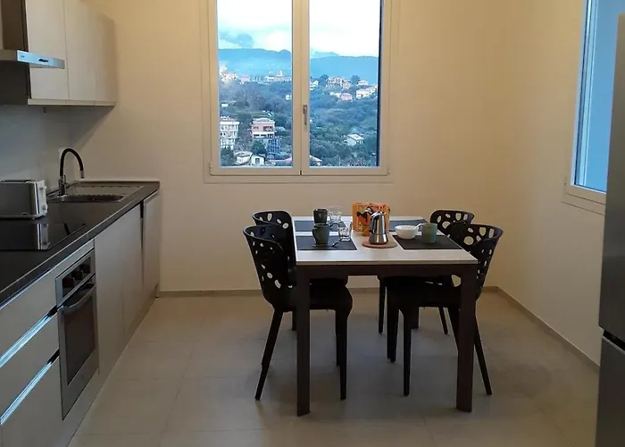 La Finestra Sul Blu * Варацце