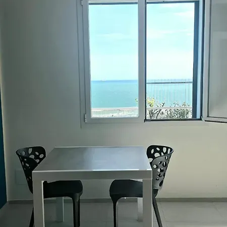 La Finestra Sul Blu